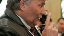 Жени Живкова иска да съди Батето