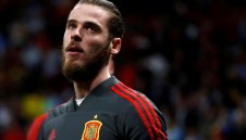 Юнайтед позлатява Де Хеа, испанецът става най-скъпоплатеният вратар в света