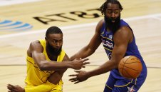 Отборът на ЛеБрон отново спечели Мача на Звездите