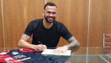 Рома се раздели със защитник