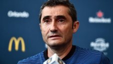Валверде: Неймар е щастлив, засега е при нас