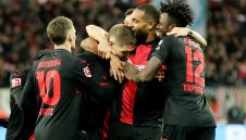 Леверкузен и Унион напред за Купата, Вердер е аут