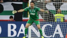 Буфон е №1 в историята на ШЛ