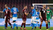 Момичета подаваха топките на Наполи – Торино