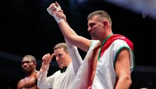 Тервел Пулев благодари на публиката и отсече: Победителите не ги съдят