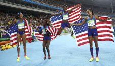 Щафетата на САЩ грабна златото