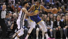 Дюрант пропусна само една стрелба при победата над Мемфис