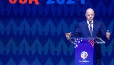 Инфантино: Решението на Европейския съд не променя нищо 