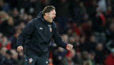 Свети Ралф! Хазенхютъл вдъхнови Саутхемптън за 3:2 срещу Арсенал