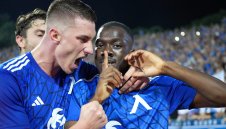 Левски изгражда видеостена на "Герена" за реванша с Айнтрахт 