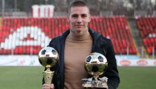 Трансферна бомба: Марсилия вади 7 милиона за Валентин Антов