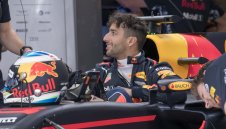 Рикардо: Макс е един конкурент по-малко за Ферари и Мерцедес