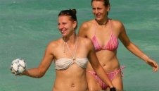 Сесил Каратанчева опъна американка в Прага