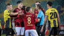 Кой ще спори за трофея? ЦСКА ще гони обрат в ада на „Колежа“ за финал за Купата