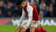 Жозе и Венгер: Трансферът на Алексис зависи от Мхитарян