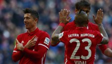 Байерн разкъса Хамбургер на 8 парчета в мач №1000 на Карлето + ВИДЕО