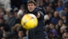 Оперират Антонио Конте заради силна болка в корема