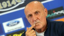 Само Делио Роси е бил по-зле от Хубчев в Левски 