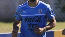 Суарес ще е готов още за първия мач на Уругвай