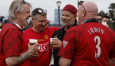 Пияници и вандали? Ман Юнайтед е №1 по арестувани фенове