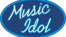 Сини юноши се прехласват по победителката в Music Idol