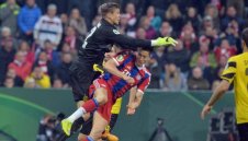 Лангерак се извинил на Левандовски чрез sms