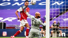 Оба е герой! Габонецът донесе ФА Къп на Арсенал с 2 гола!