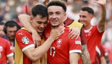 Героят за Швейцария разкри кой го е помоли да опъне Италия