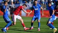 Еуфория на "Герена": Още пачки се изсипват в Левски