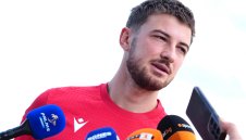 Лукас Петков блесна с асистенция при победа на Елферсберг за Купата на Германия