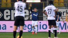 Интер и Лаутаро счупиха каръка в Парма + ВИДЕО