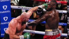 Нова драма: Тайсън Фюри няма да може да се бие срещу Усик или Джошуа