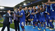 Икономичният Лестър харчи по 630 000 паунда на точка