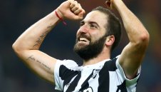 Супер постижение за Игуаин, нареди се редом до Ибра