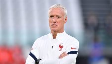 Дешан: Не знам дали има отбор, който може да доминира Испания