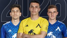Левски "върза" трима свои юноши