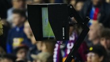 VAR глези феновете на Евро 2024