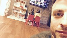 Бербатов тренира с щерките на пистата + ВИДЕО