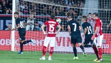 България може да приема мачове от Шампионска лига и Лига Европа