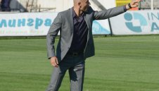 Пирин тества халф с 81 мача в Чемпиъншип