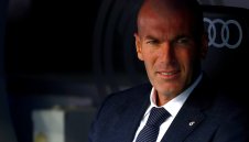 Зидан не се шегува, иска още трима нови