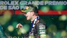 Макс едва не катастрофирал сам заради Чеко и Алонсо