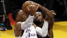 Уестбрук избра да играе с Кауай и Джордж в Клипърс