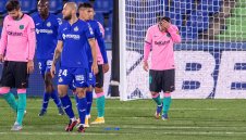 Краят на една легенда: Тъжният Меси слиза от трона си