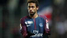 Юнайтед предлага 500 милиона евро за Неймар