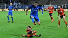 Левски все пак остава без капитана си за "моряците"