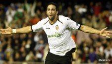 Валенсия разби АЗ Алкмаар и е на полуфинал в Лига Европа