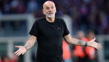 ОФИЦИАЛНО: Милан махна Пиоли