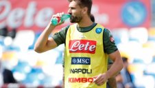 Наполи бие шута на Йоренте, Интер го прибира