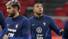 Нидерландия ще се опита да спре перфектната серия на Франция 